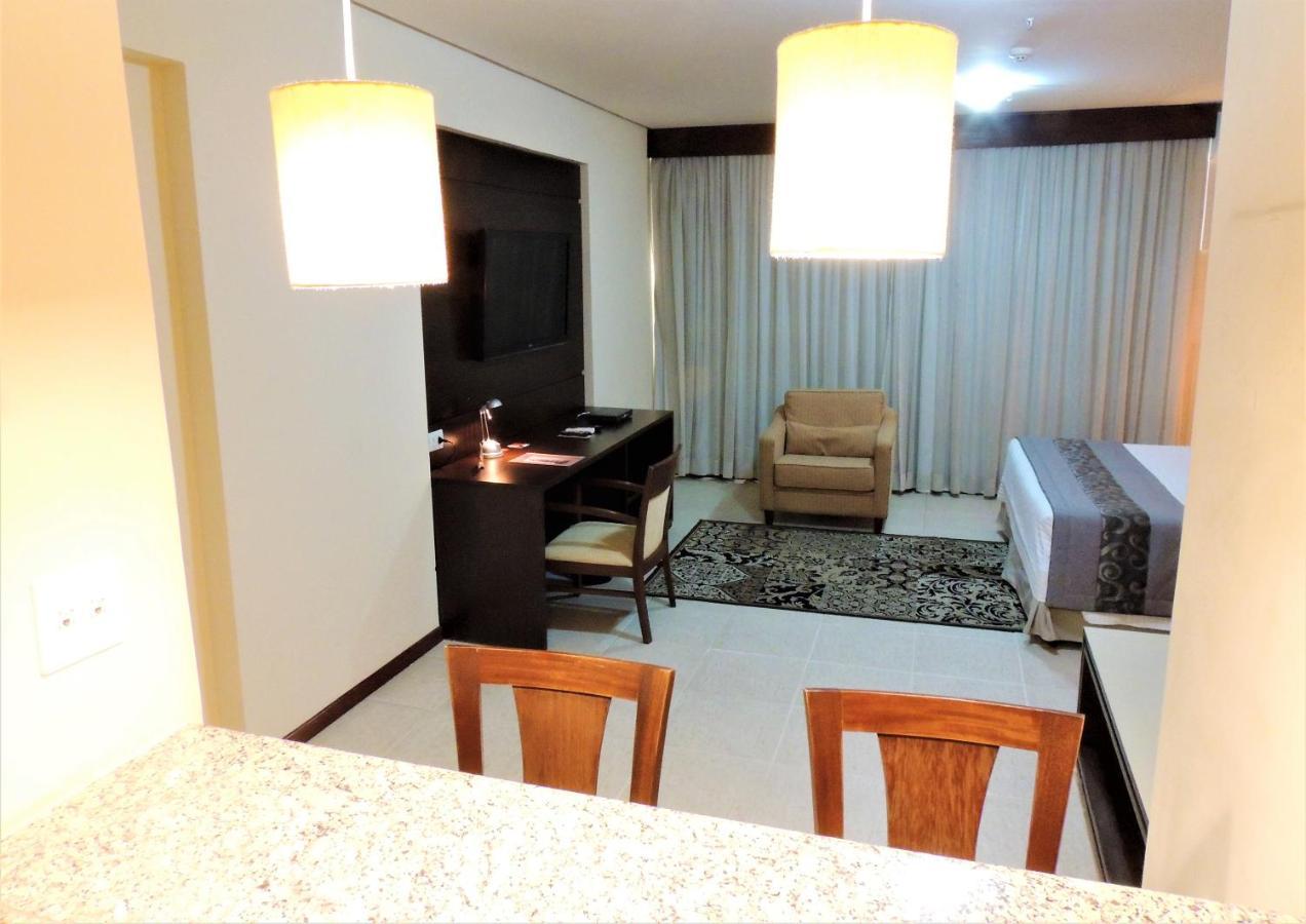 Mondrian Suite Hotel São José dos Campos Esterno foto